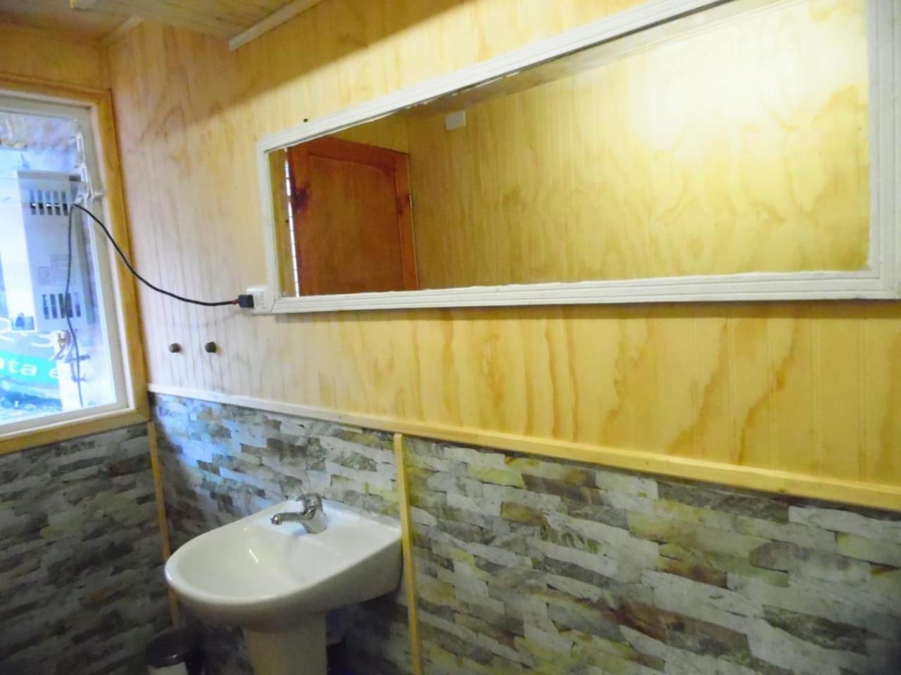 Rustik Hostel Puerto Montt Eksteriør bilde