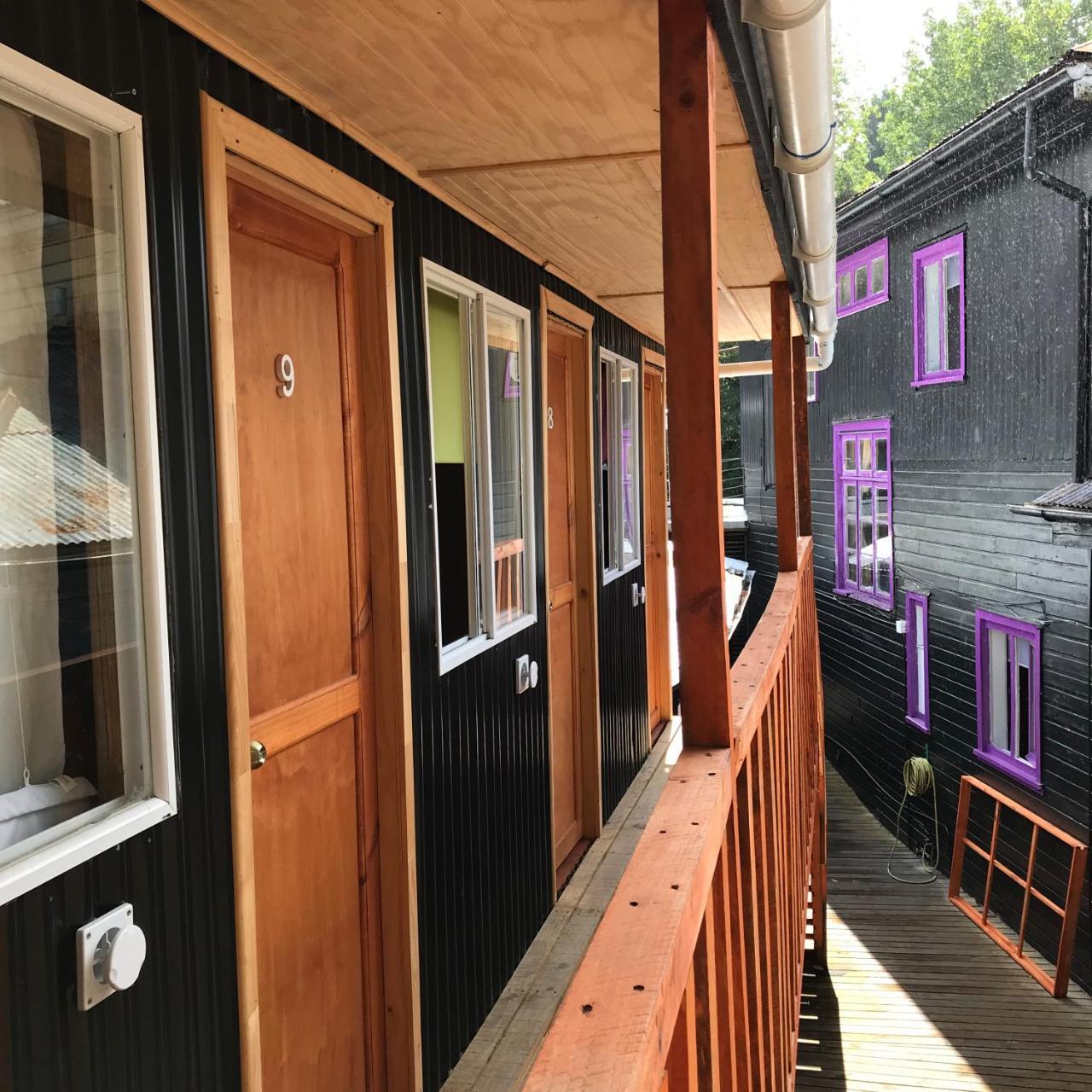 Rustik Hostel Puerto Montt Eksteriør bilde
